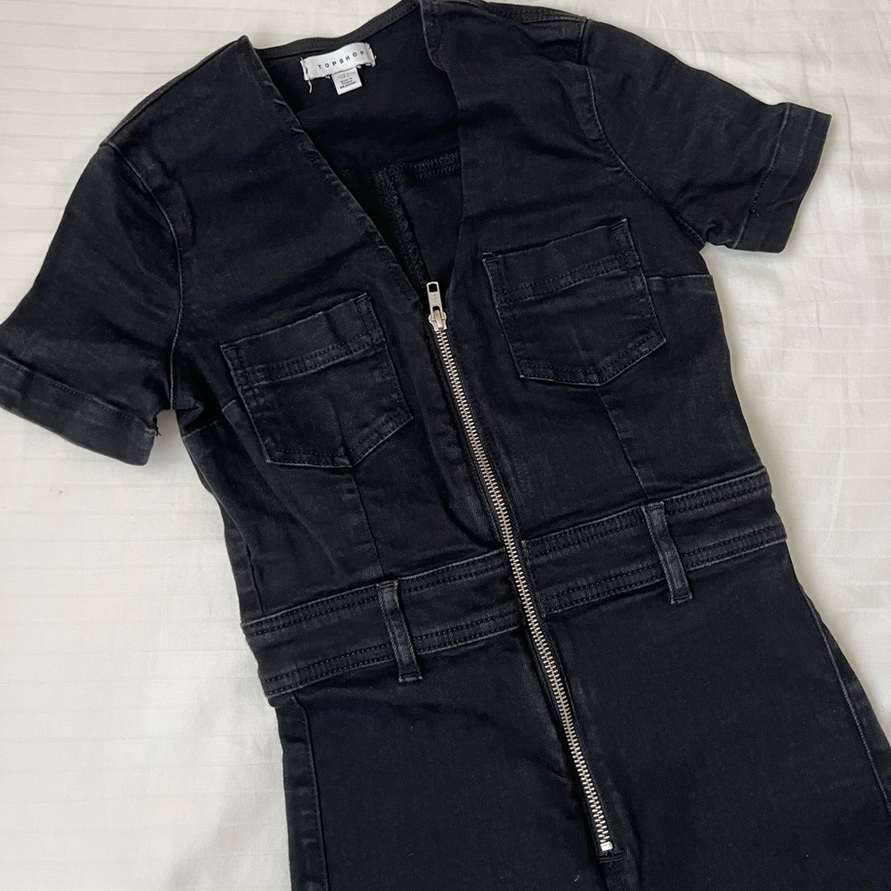 Topshop black jean zip up jumpsuit with short sleeves size 2
